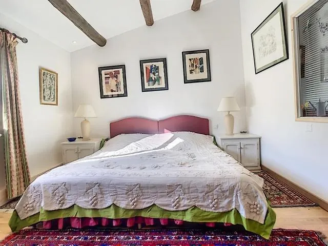 Bed and Breakfast Lesarnauds Aix-en-Provence